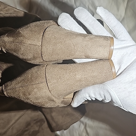 Wild Diva Tall Taupe Boot - Picture 12 of 13